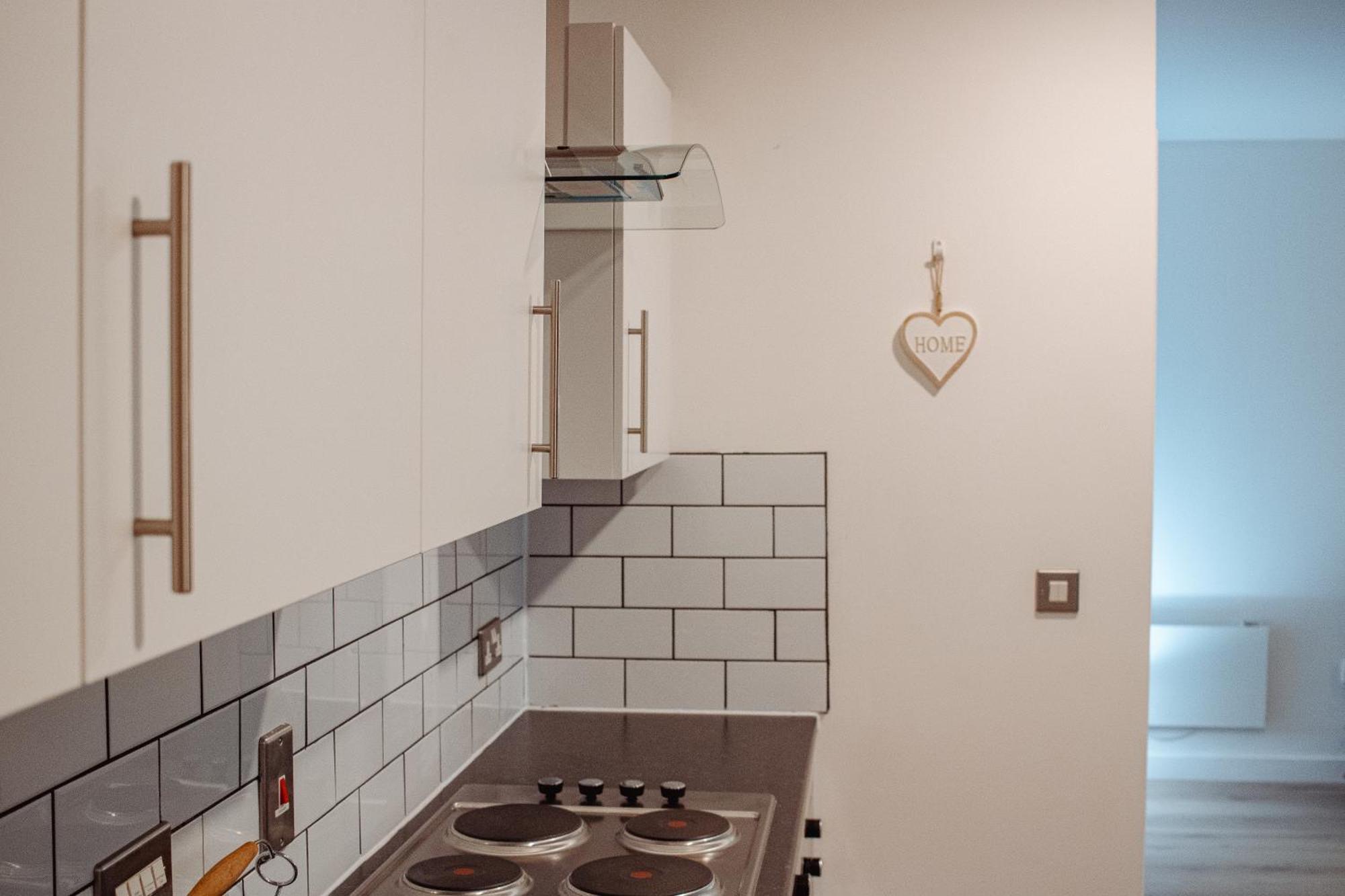 Central & Spacious, Sleeps 8, Perfect For Groups Leeds  Eksteriør billede