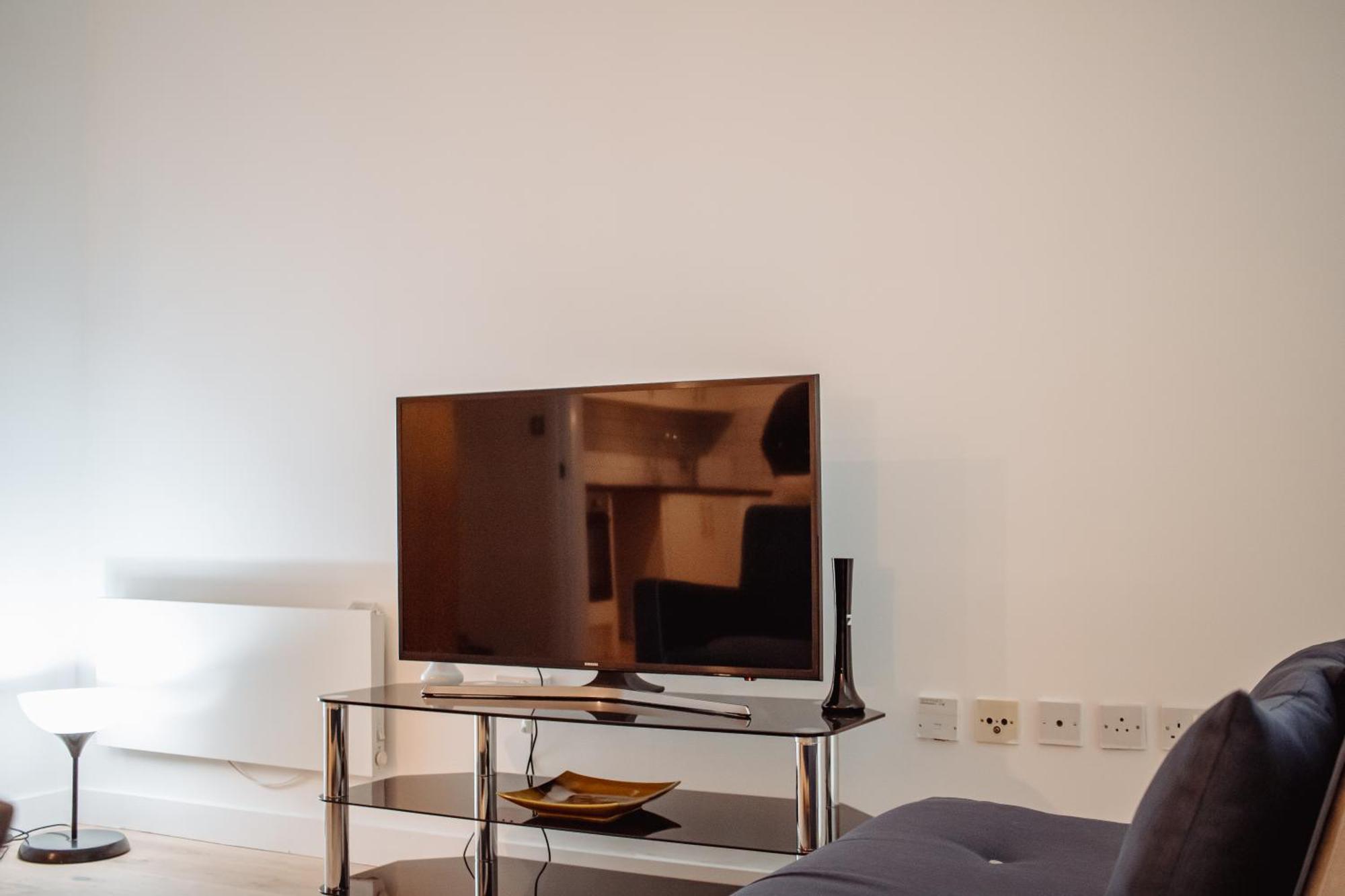 Central & Spacious, Sleeps 8, Perfect For Groups Leeds  Eksteriør billede